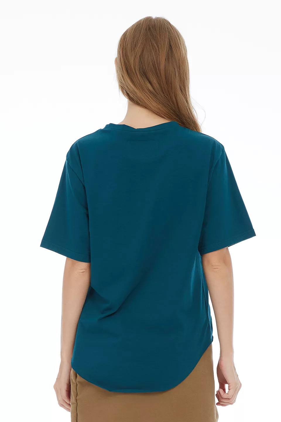 Oversize T-shirt with a front pleat - Image 9