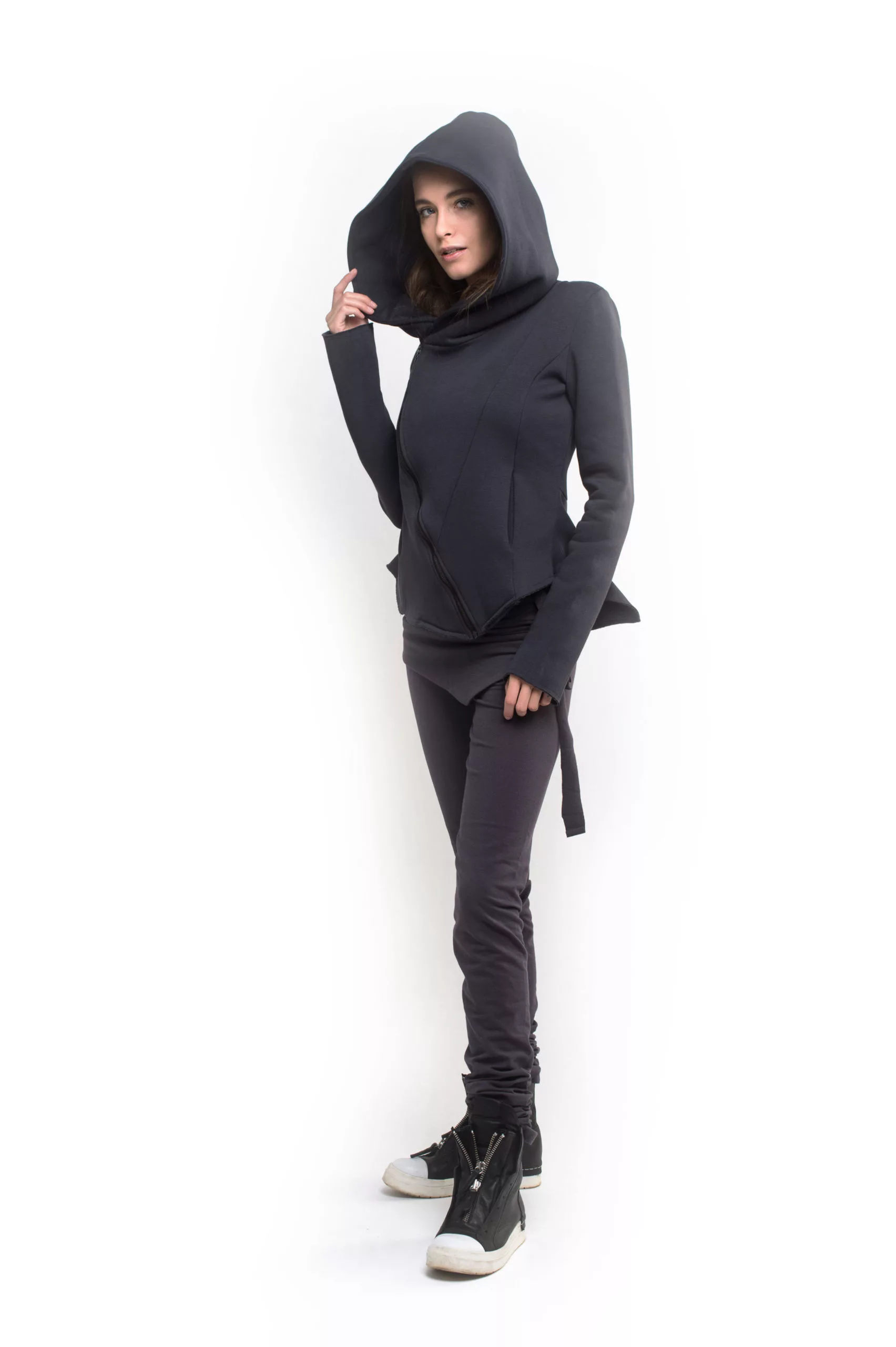 Sweatshirt with a gray hem - Image 6