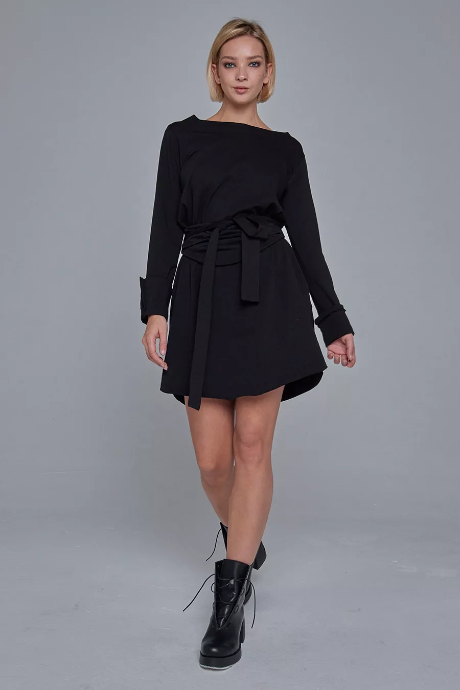 Knitted dress with high cuffs - Image 2