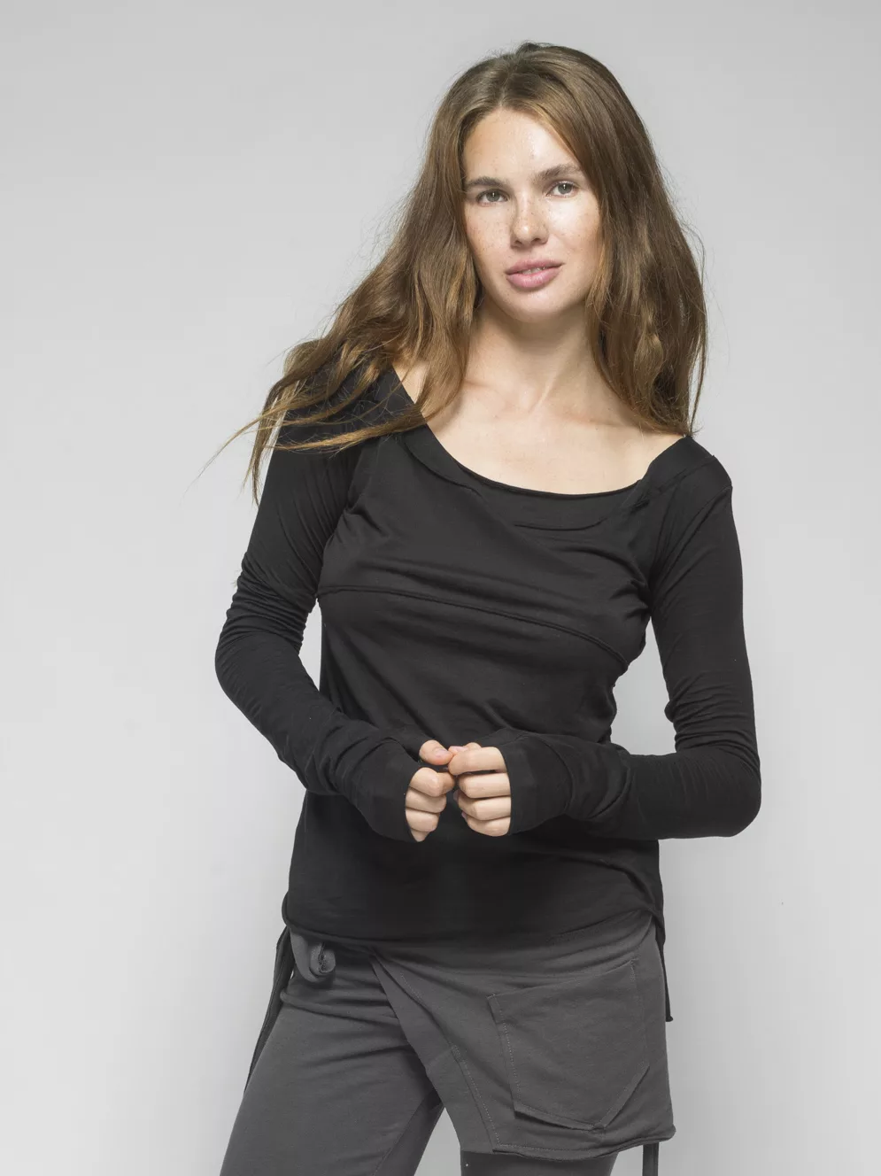 Leggings with belt-bag in gray color - Image 18