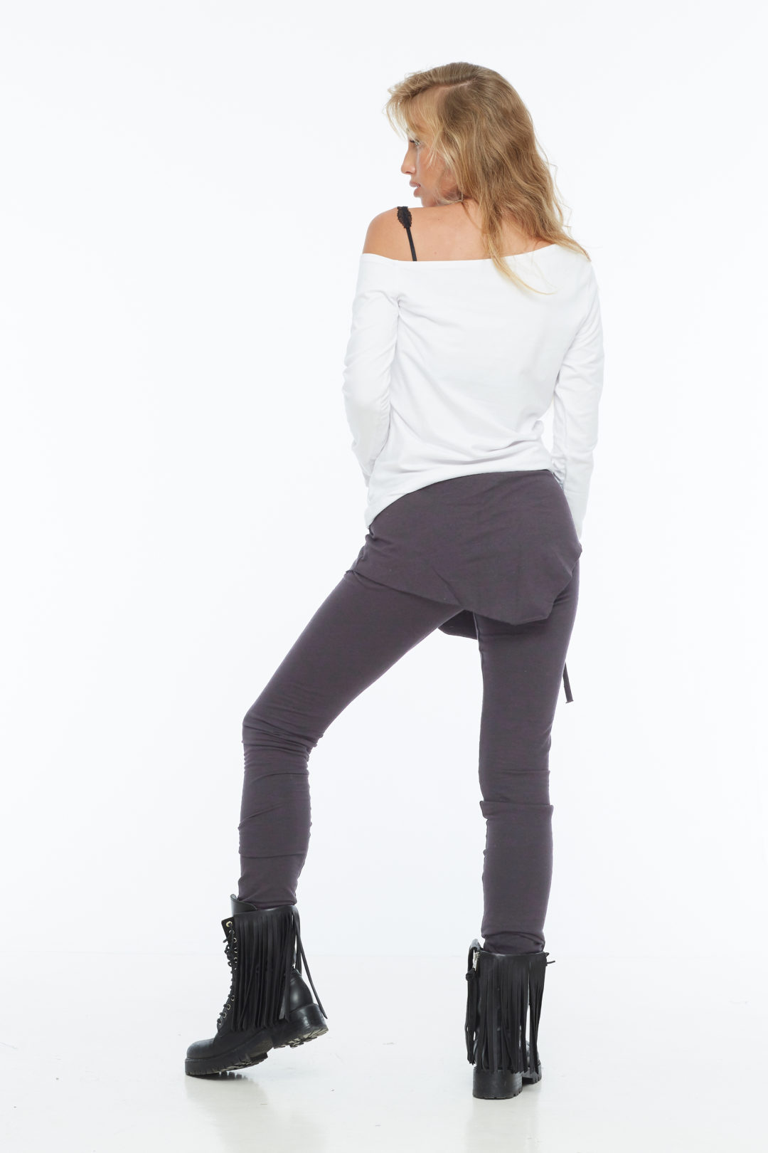 Grey leggings with asymmetrical skirt - Image 3