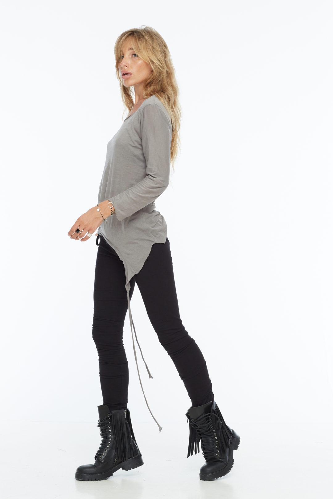 Gray sweater - Image 8