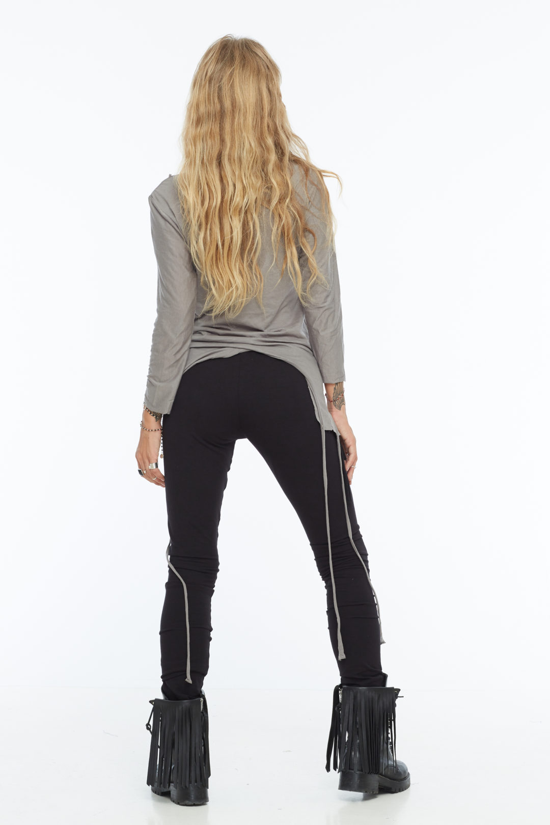 Gray sweater - Image 9