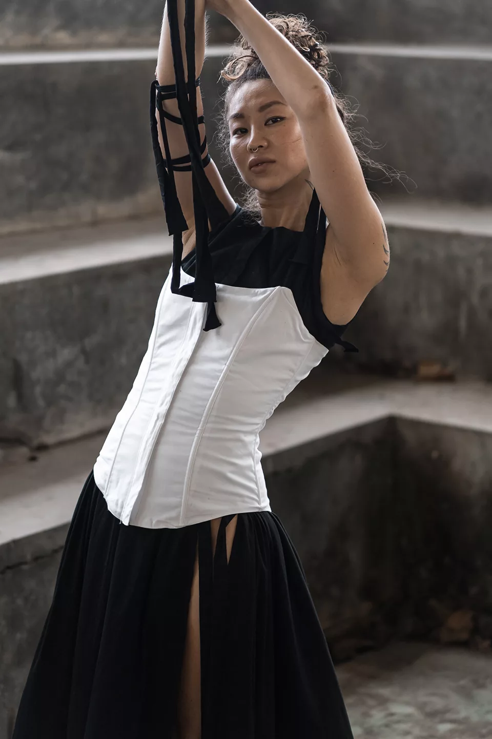 White denim corset with boning - Image 6