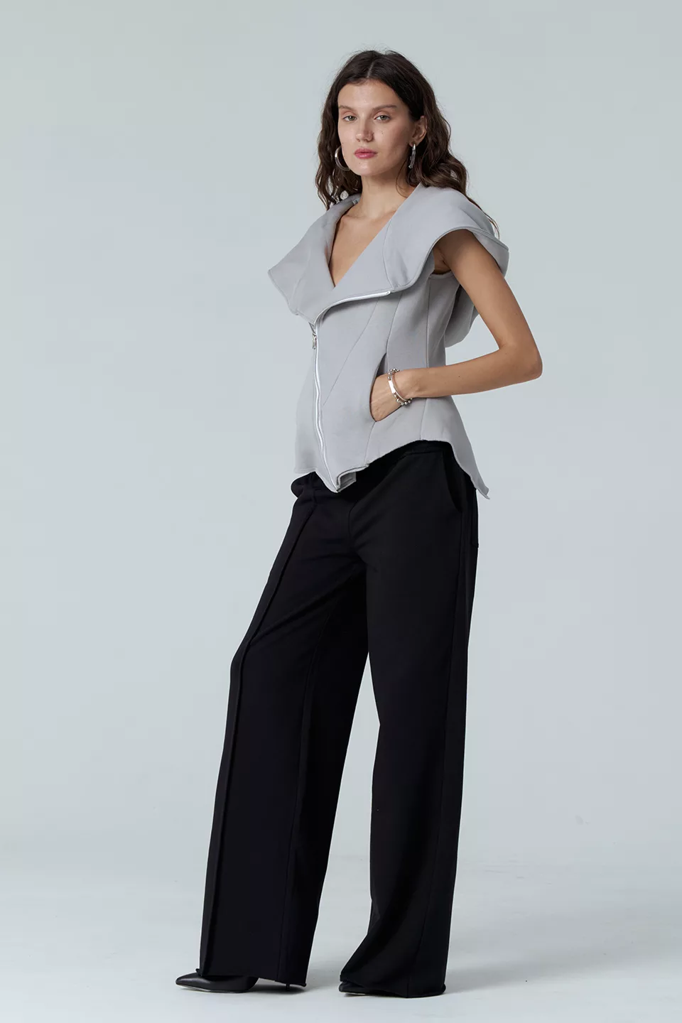 Light-gray vest with a hem - Image 16